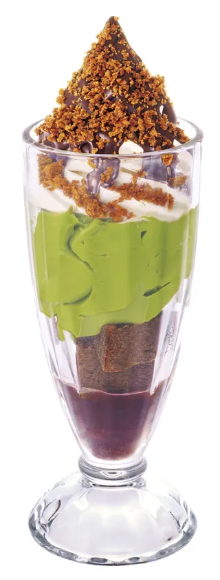 ブラックモンブランパフェ -宇治抹茶仕立て-