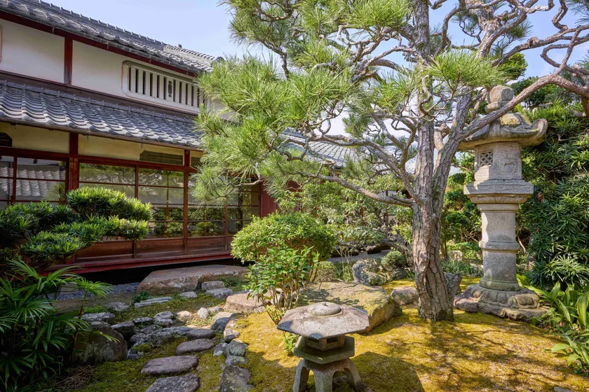 ローラさんスタイリング監修亀岡市の古民家外観