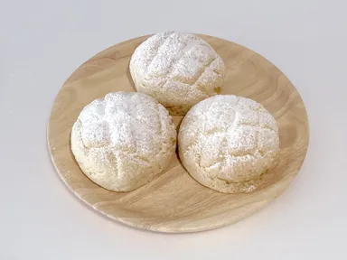 新登場「ぼくのこめこメロンパン」