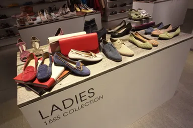 2015年春夏新作レディースコレクション