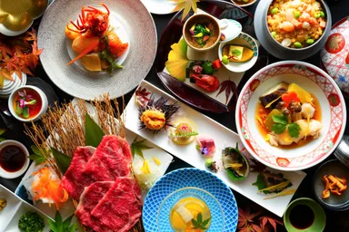 地元食材をふんだんに使った会席料理