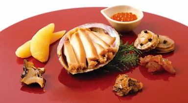 宴席華やぐ品々