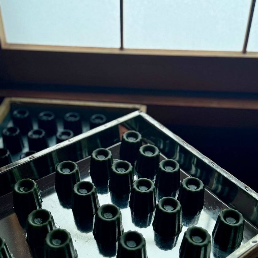 羊羹カヌレ製造