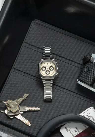 Off White & Black：ラグスポスタイル