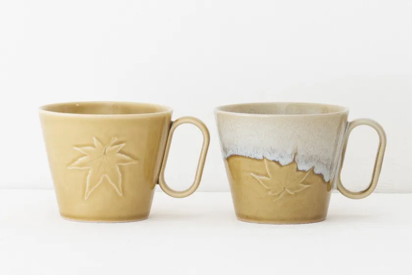 生涯を添い遂げるマグ 宮島御砂焼 対厳堂 もみじ紋 浮葉