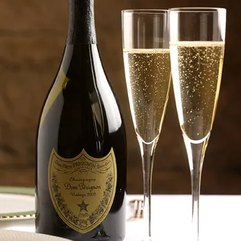 クリスマス限定でグラス一杯無料のドン ペリニヨン(数量限定、要予約)