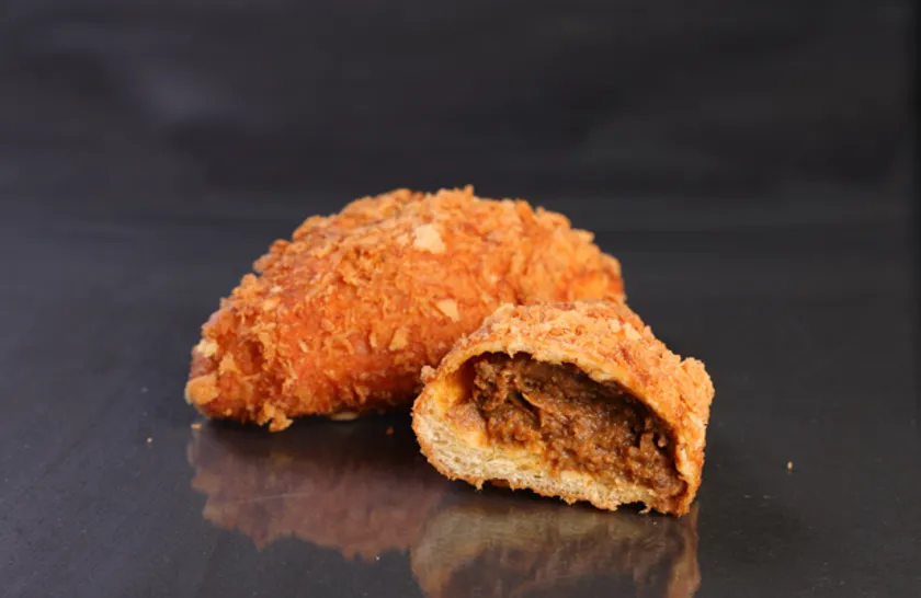 最高金賞「自家製ビーフカレーパン」