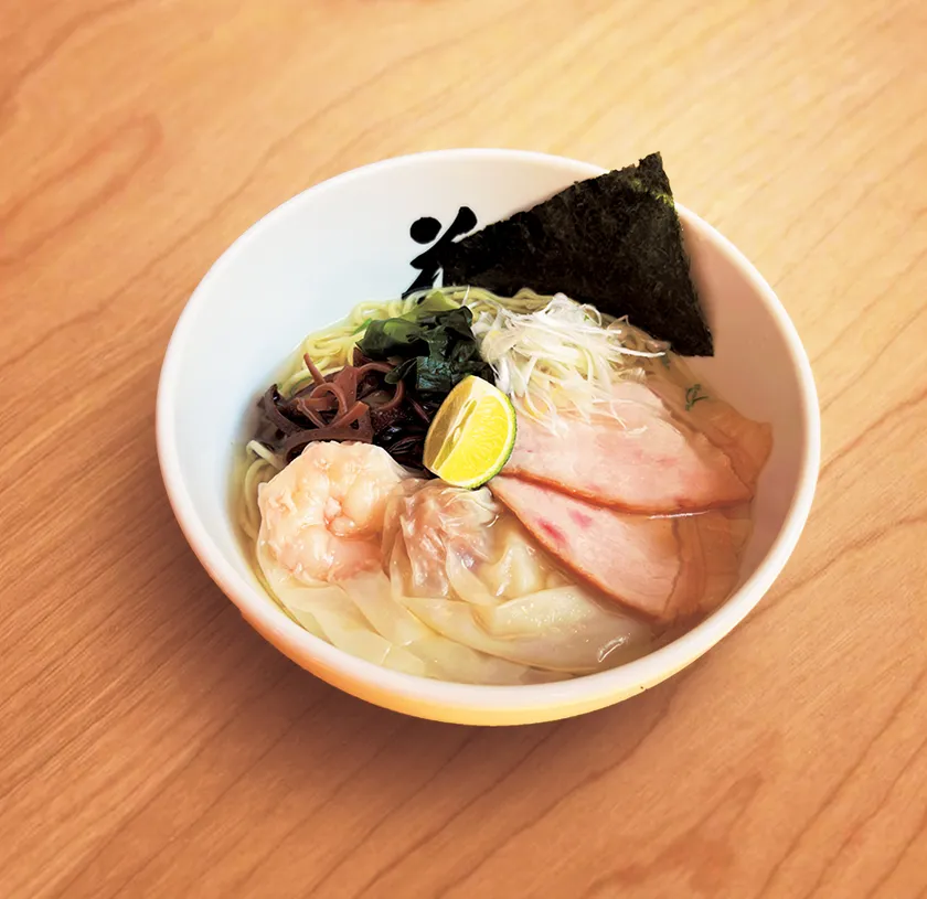 【酒田ラーメン 花鳥風月】「かぼすと貝出汁ワンタンメン(塩)】