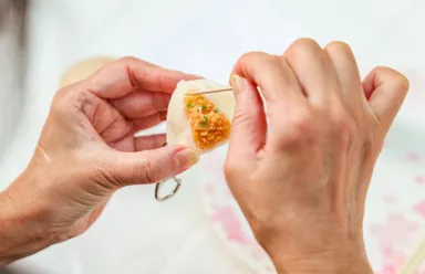 食品サンプル作り（小籠包）