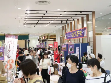 【昨年開催時】あだち菓子博の様子