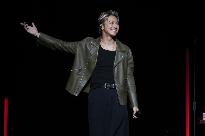 【MUSIC ON! TV（エムオン!）】
EXILE TAKAHIRO
“聖地”日本武道館公演密着特番
ライブ映像と合わせて
事前リハから当日の舞台裏までを
エムオン!で10/26(日)夜10時～オンエア！
周年イヤーを控えた
いまの心境に迫る独占インタビューも！
サイン入りチェキプレゼントキャンペーン実施中！