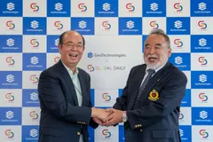 ２社の握手