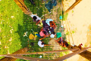 橋から見た生活