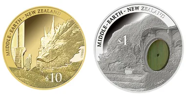 10ドル金貨と1ドル銀貨木片付