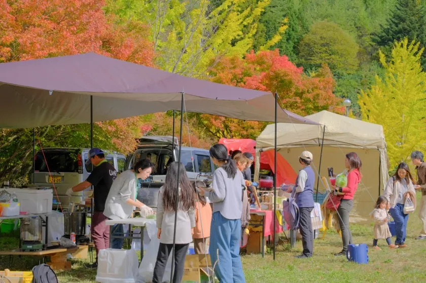 綺麗な紅葉に囲まれた場所
