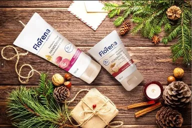 ギフトにぴったりのコスメも販売