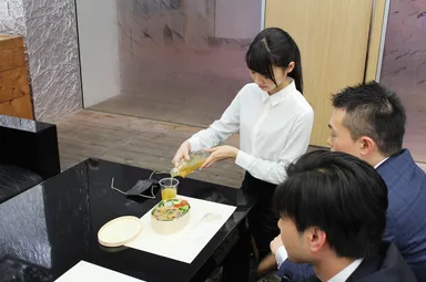 プラチナランチ　おもてなし