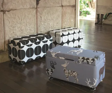 スウェーデンデザインファブリック収納ベンチ