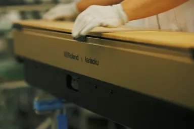 ローランド都田工場で丁寧に組み上げられる『KIYOLA KF-20』