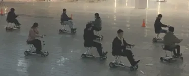 小型モビリティ車両