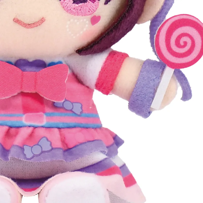 「Chibiぬいおすわりマスコット しなこ しなこボンボンVer. 」衣装アップ画像