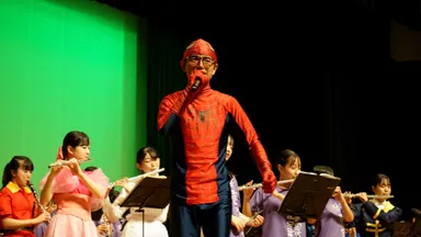 大成女子高校吹奏楽部　院長先生とコラボ