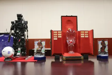 カップ＆ロボット