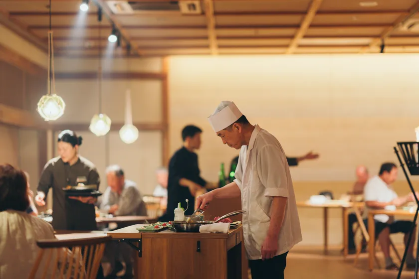 料理長・副料理長による席前料理演出