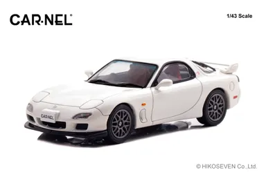 1/43 マツダ RX-7 Type RZ (FD3S) 2000 Snow White Pearl Mica：左前