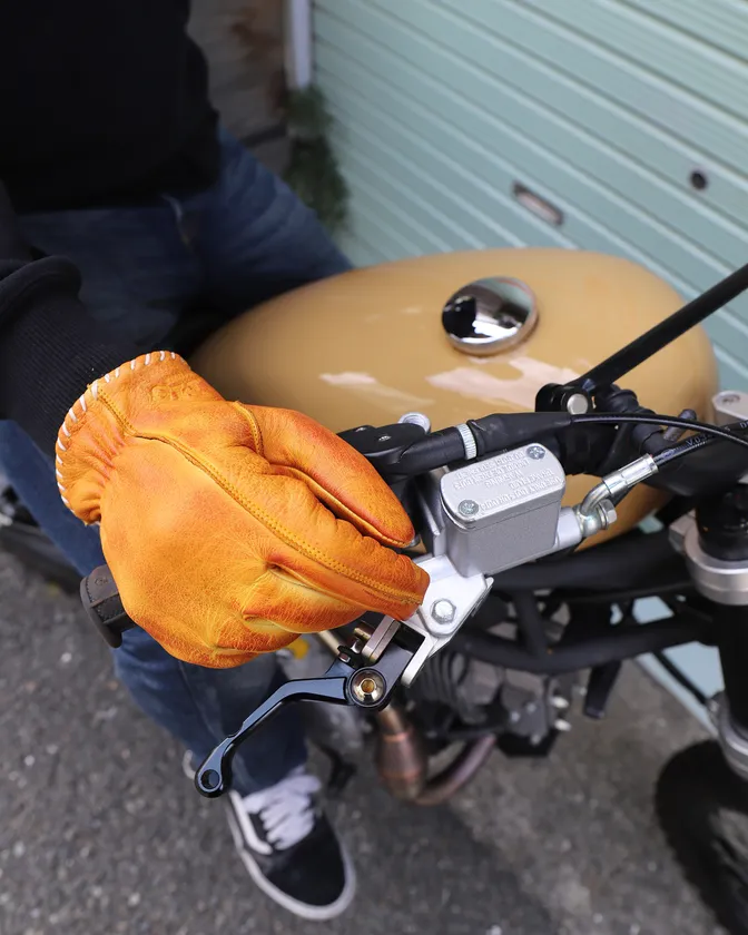 最高級牛皮アニリンレザーを使用