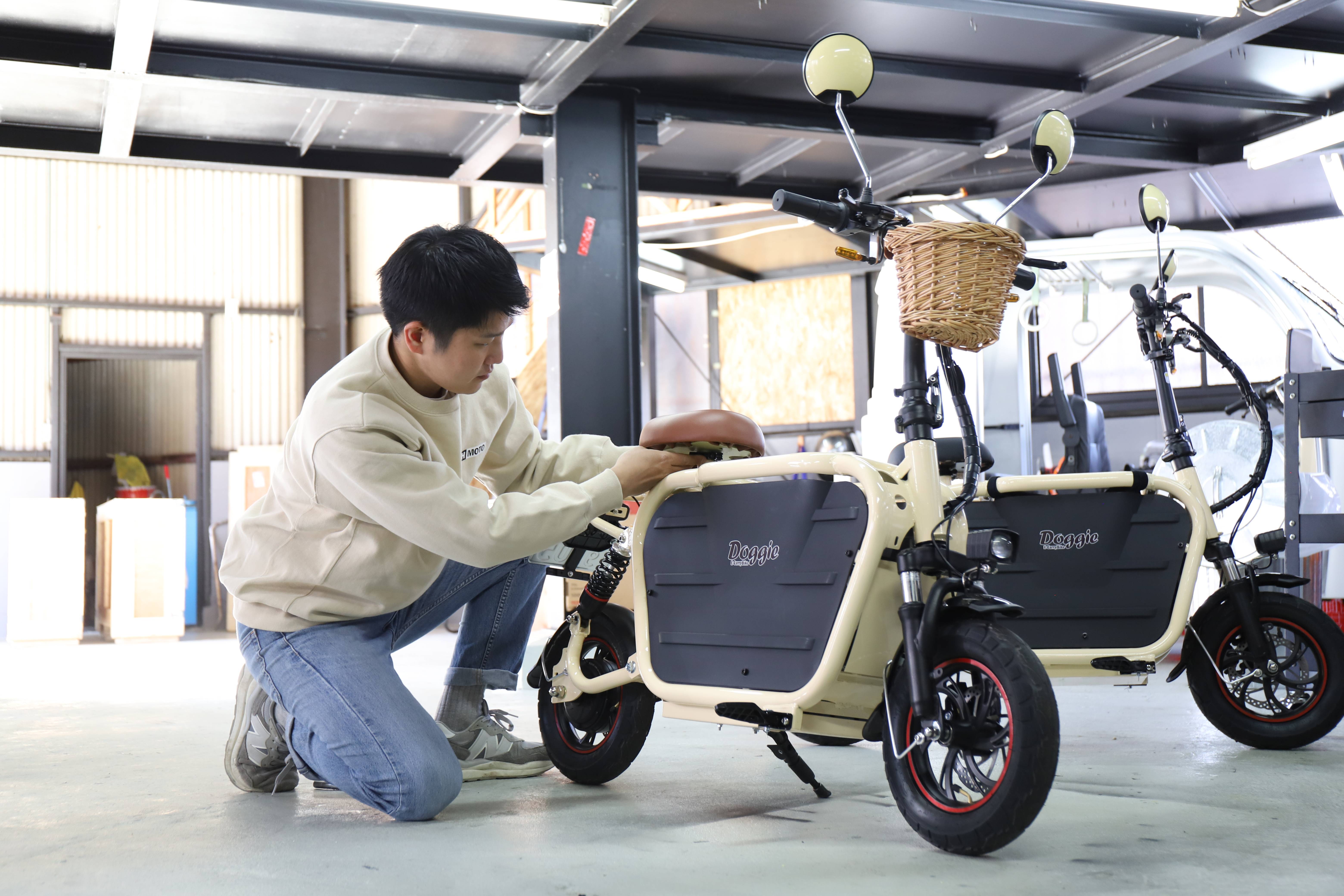 doggie バイク 愛犬と旅する”電動バイク「Doggie(ドギー)」が 安全性・走行性能
