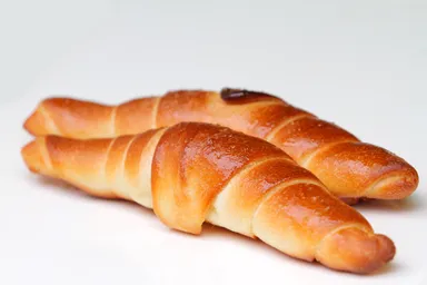 四つ葉バター使用の塩ロール