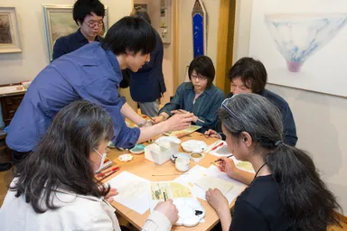 2014年　日本画岩絵具体験ワークショップの様子