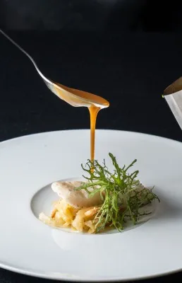 旬の味わいを生かしたお料理の数々をお楽しみください