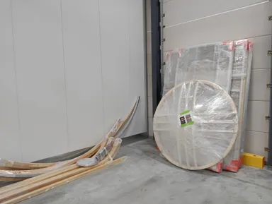 寄贈品実物（ユルト※ゲル）