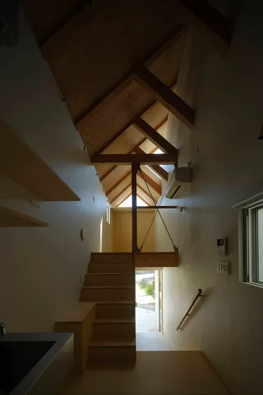 内観(1)(写真：鳥村鋼一)