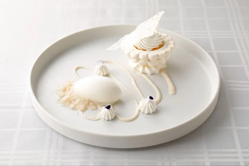 リコッタチーズとヨーグルトクリームのムラングシャンティー