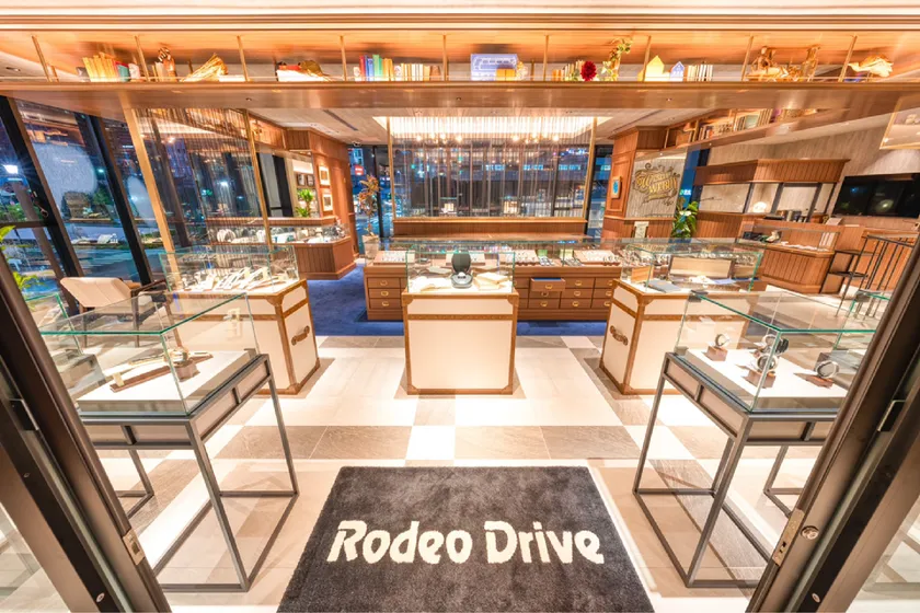 2階:腕時計フロア