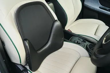 蒸れを感じにくい快適設計