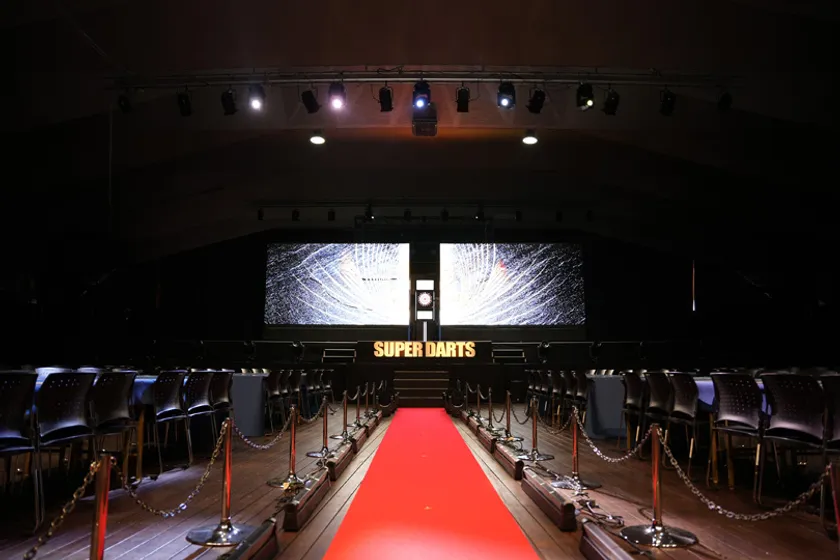 SUPER DARTSステージ