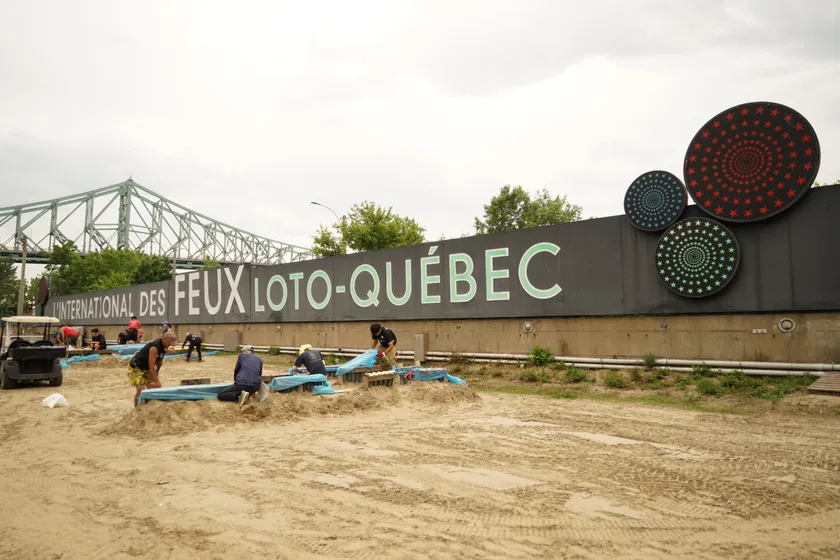 「モントリオール国際花火競技大会2025」設営風景