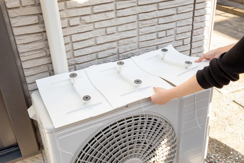 マグネット式で簡単取付