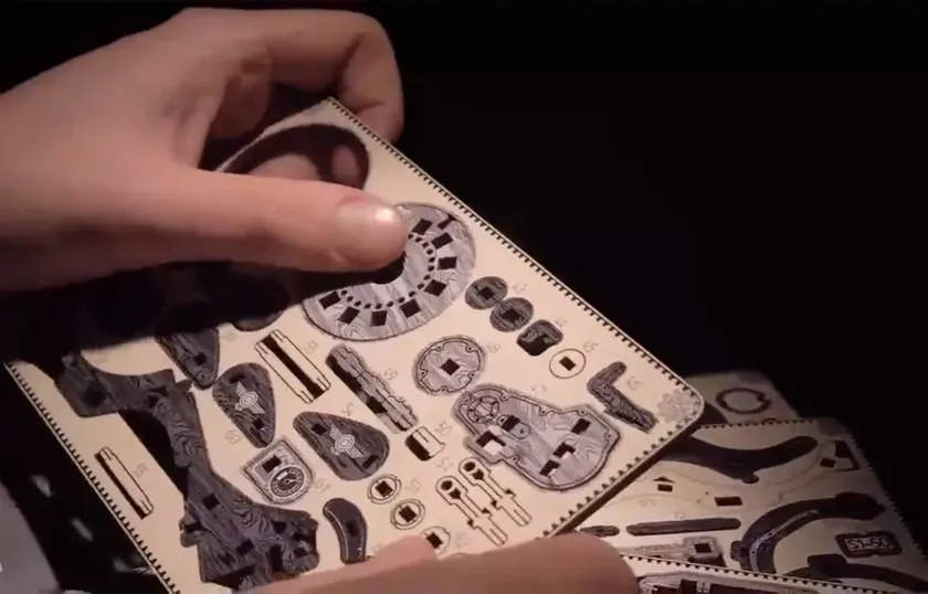 組み立てを楽しむ