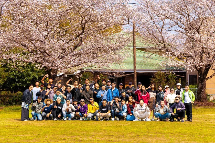 実習生たちとのお花見