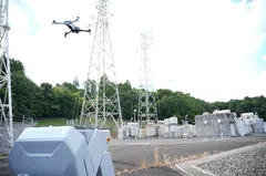 ＜変電所内に設置されたSkydio Dock for X10＞