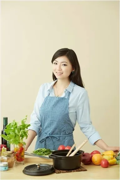 石坂 優子 先生(美容栄養アドバイザー)