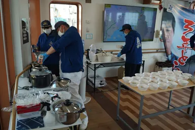 にゅうめん(煮麺)を調理・提供(2)