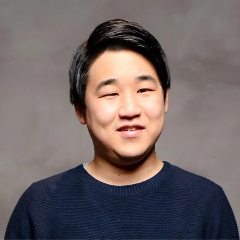 河窪 伸弥