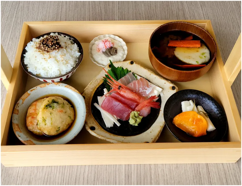 結梨＆ねばりっこ食堂定食