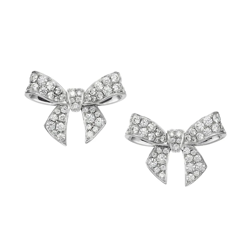 ピアス